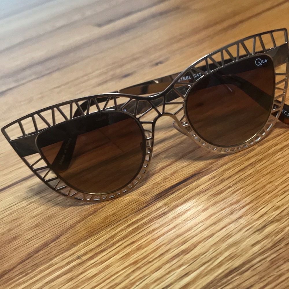 Quay Australia Steel Cat Gold